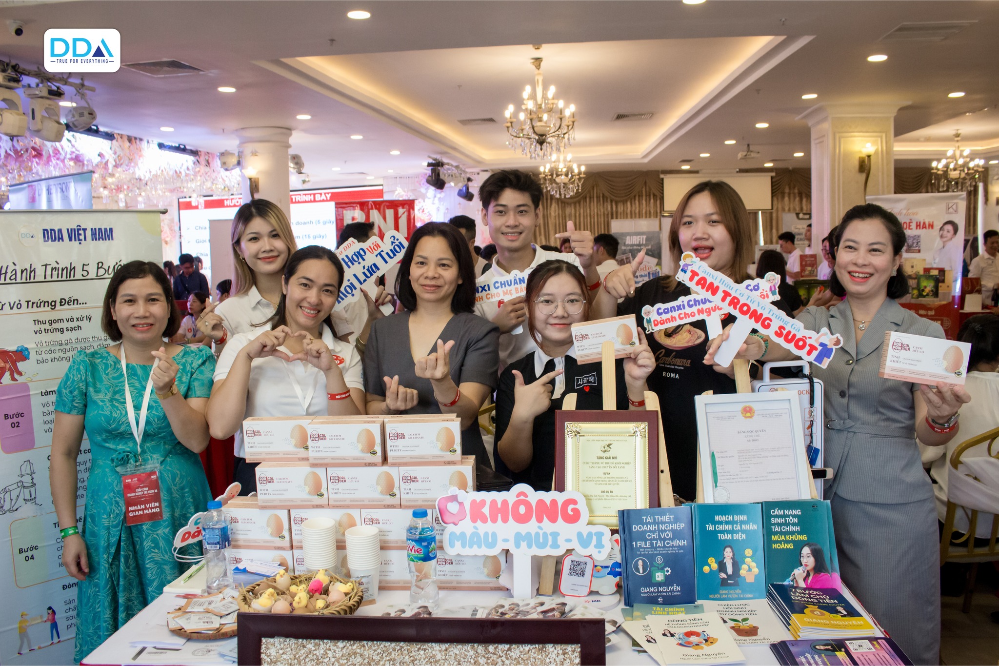 KHÔNG CHỈ LÀ CANXI HỮU CƠ: DDA VIỆT NAM MANG CẢ HÀNH TRÌNH “THUẦN VIỆT” GHI DẤU ẤN TẠI BNI HANOI 06